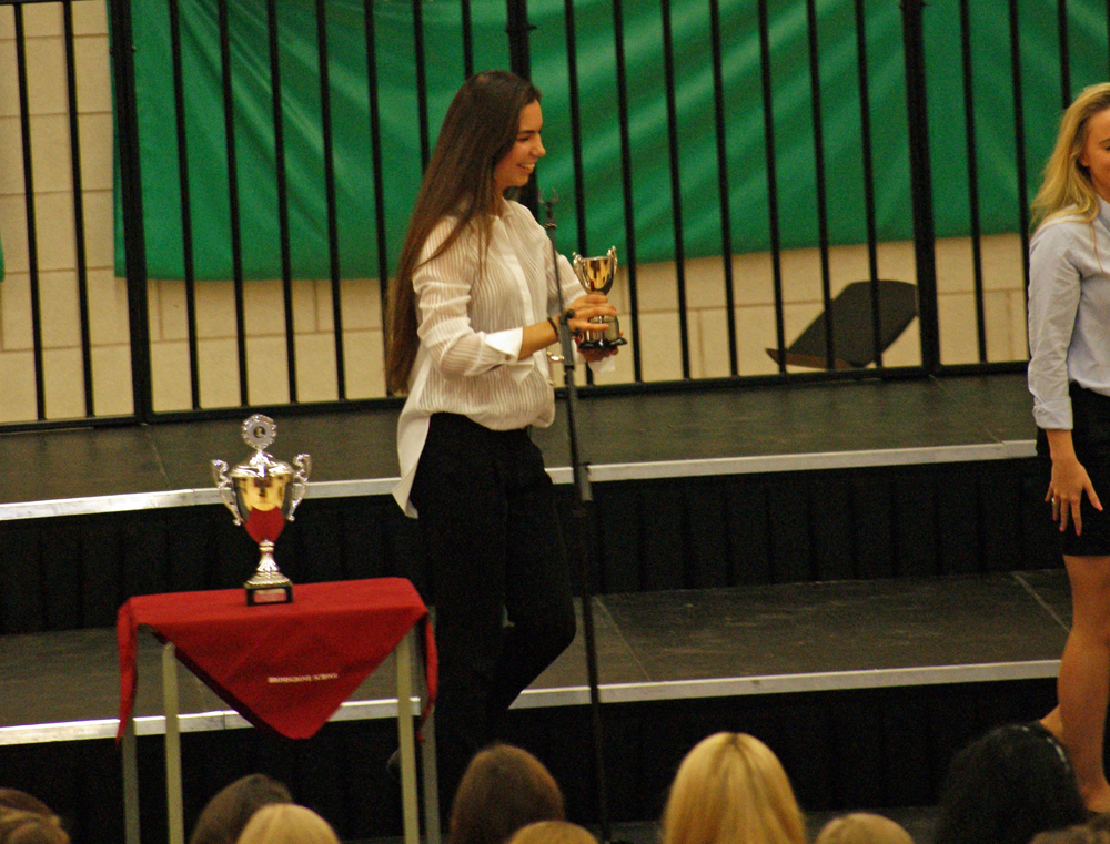 House Song 2014 - Mary Windsor awarded the 2014 Runners-Up Trophy